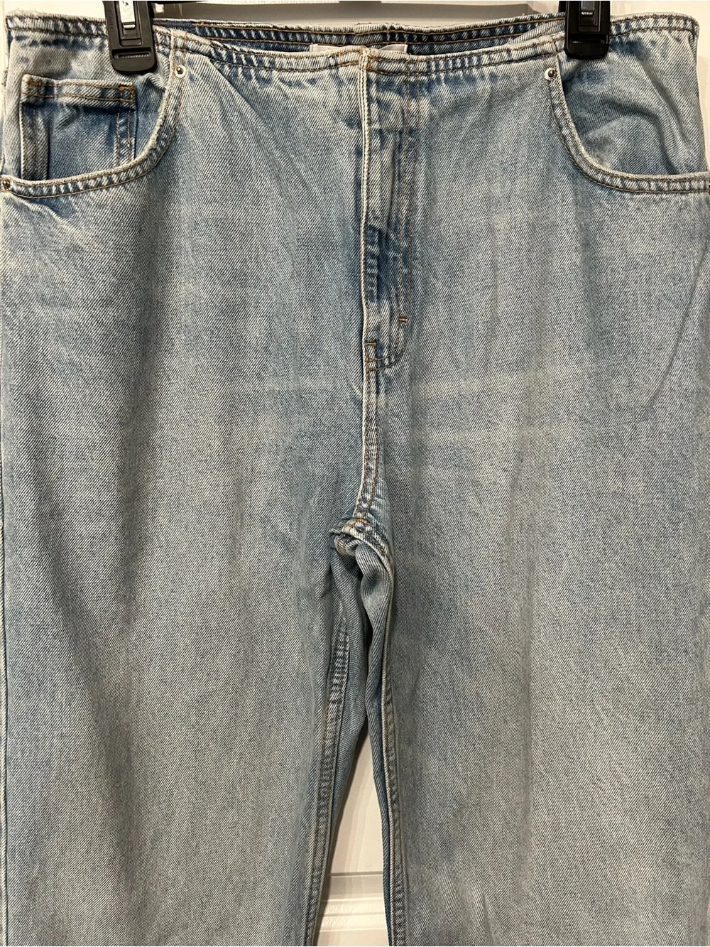 Pull&Bear Light Wash Straight Leg Jeans